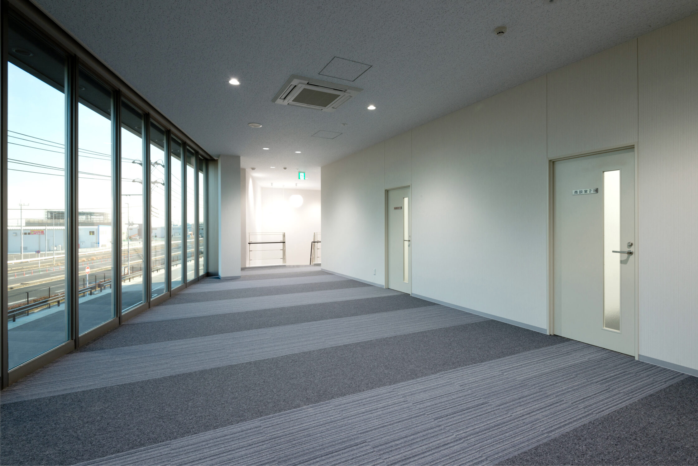 新井商運　東部物流センター